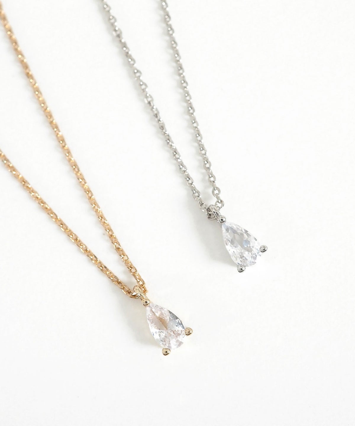 ドロップジルコニアネックレス