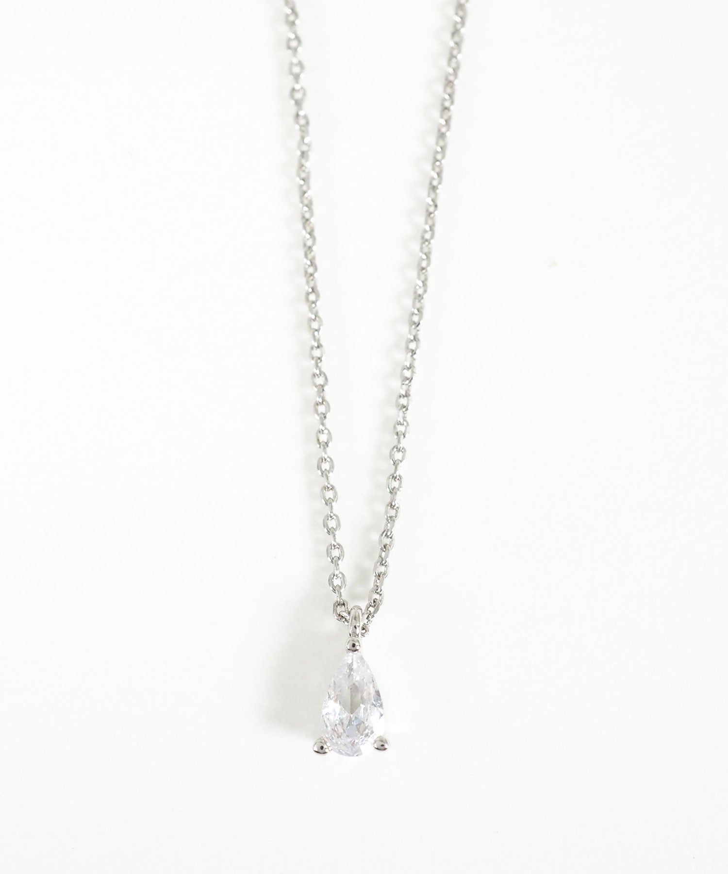 ドロップジルコニアネックレス