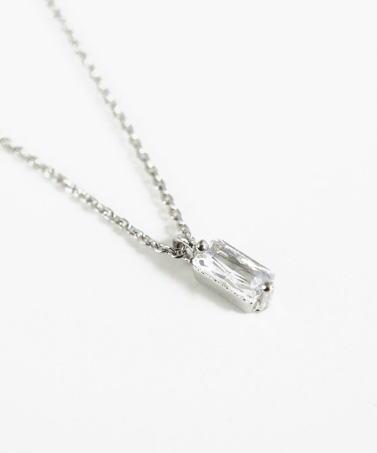 レクタングルジルコニアネックレス