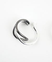 コンビカラークロスラインイヤーカフ