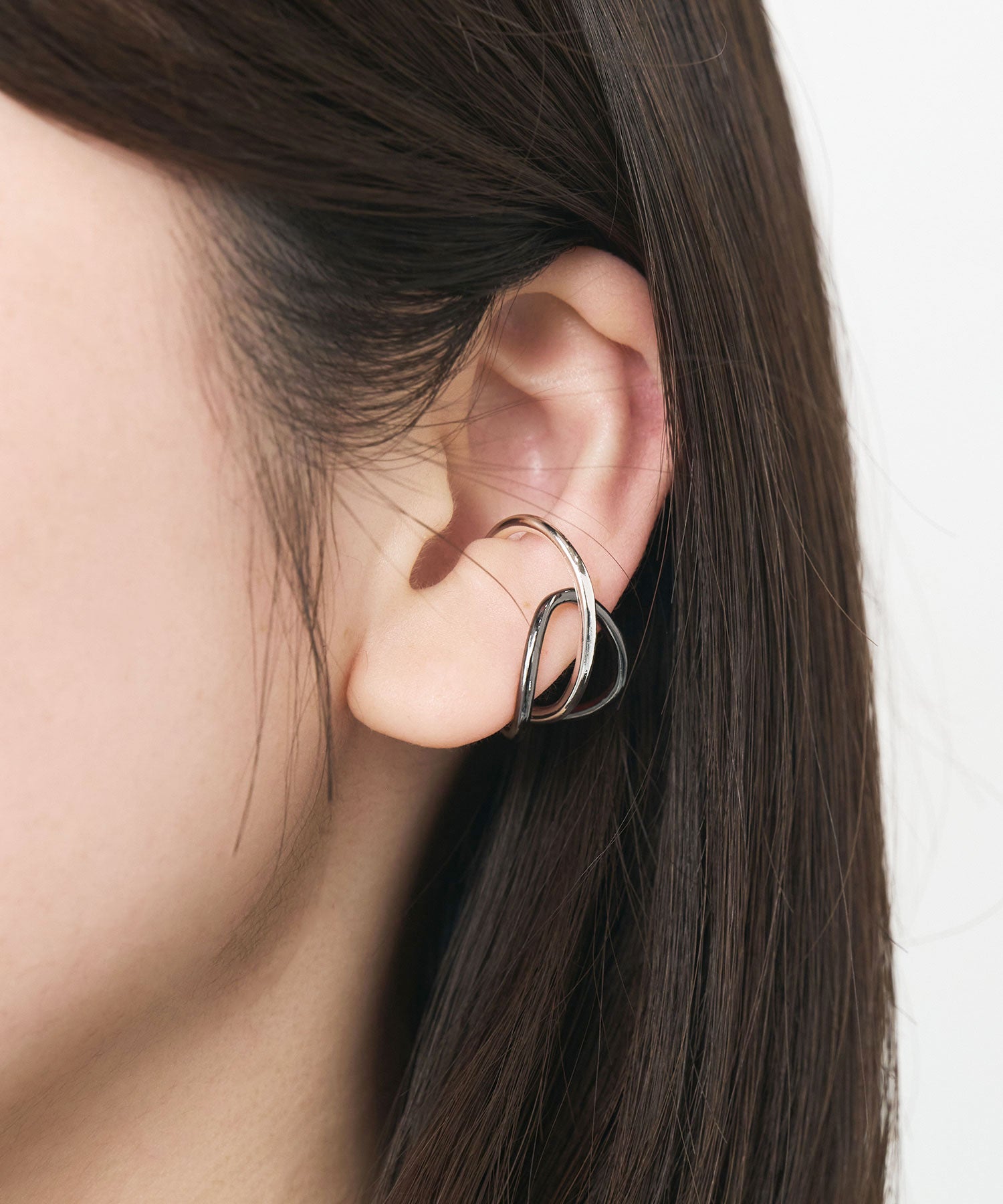 コンビカラークロスラインイヤーカフ