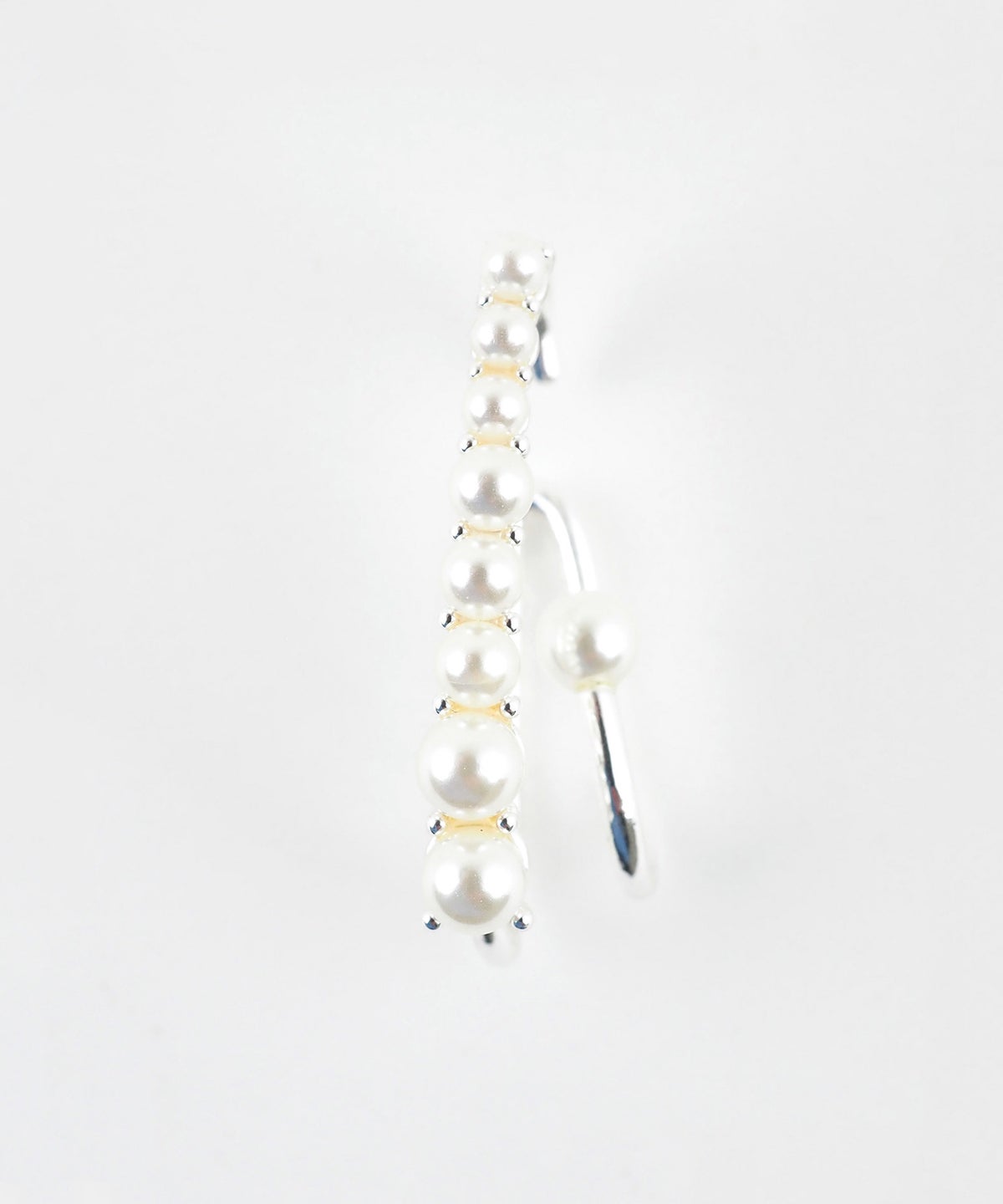 グラデーションパールイヤーカフ