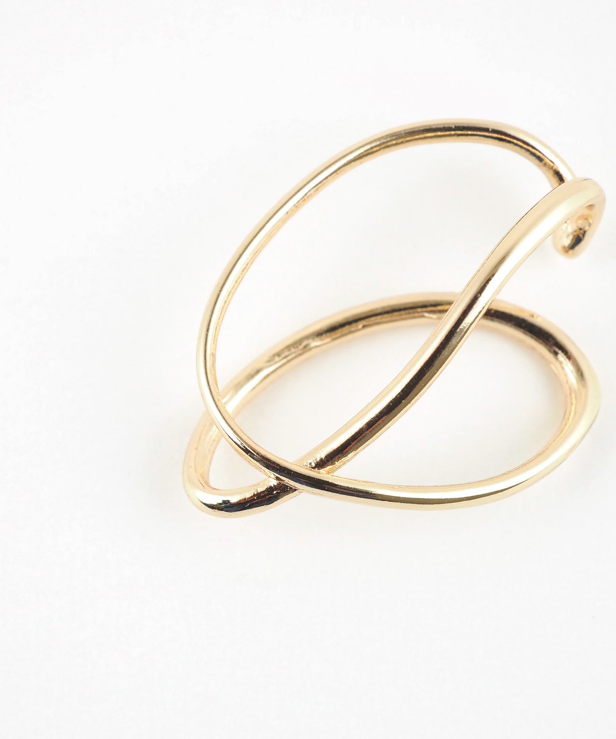 ニュアンスラインエターナルループイヤーカフ