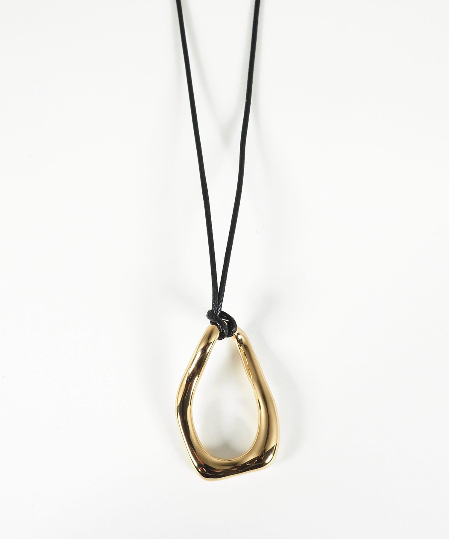 ニュアンスドロップモチーフコードステンレスネックレス【MUK lucenzio】