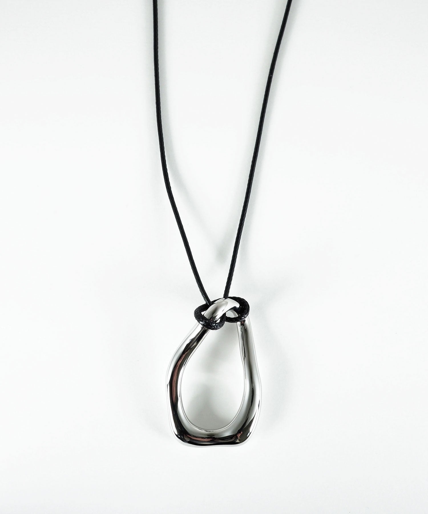 ニュアンスドロップモチーフコードステンレスネックレス【MUK lucenzio】