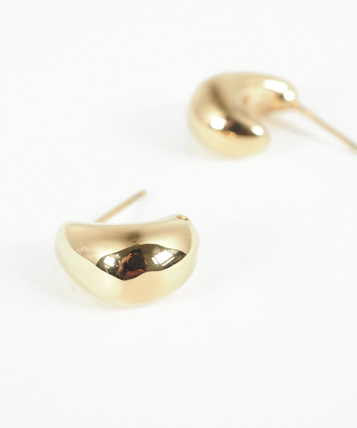 ドロップエッジステンレスポストピアス【MUK lucenzio】