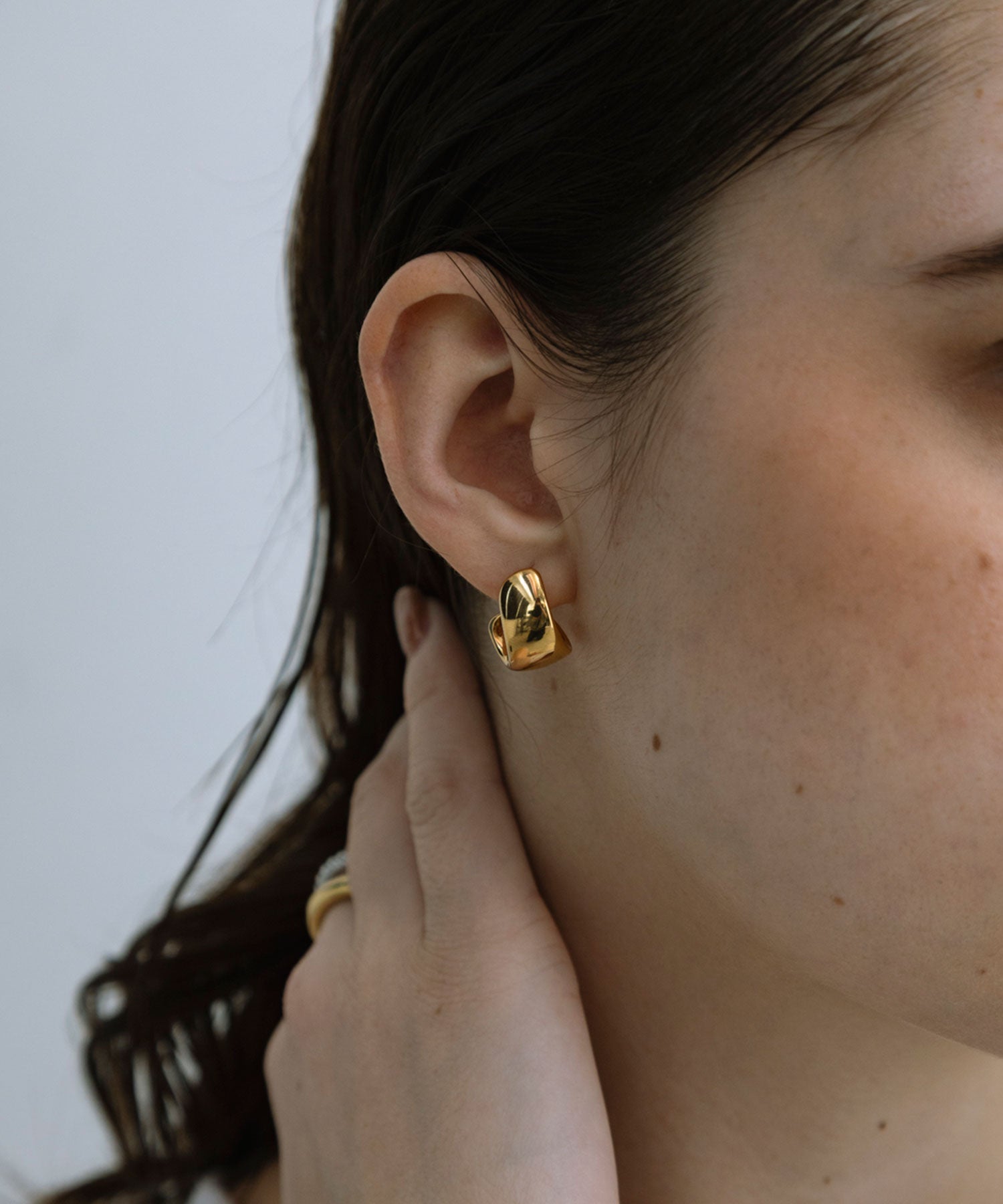 メタルスワールステンレスポストピアス【MUK lucenzio】