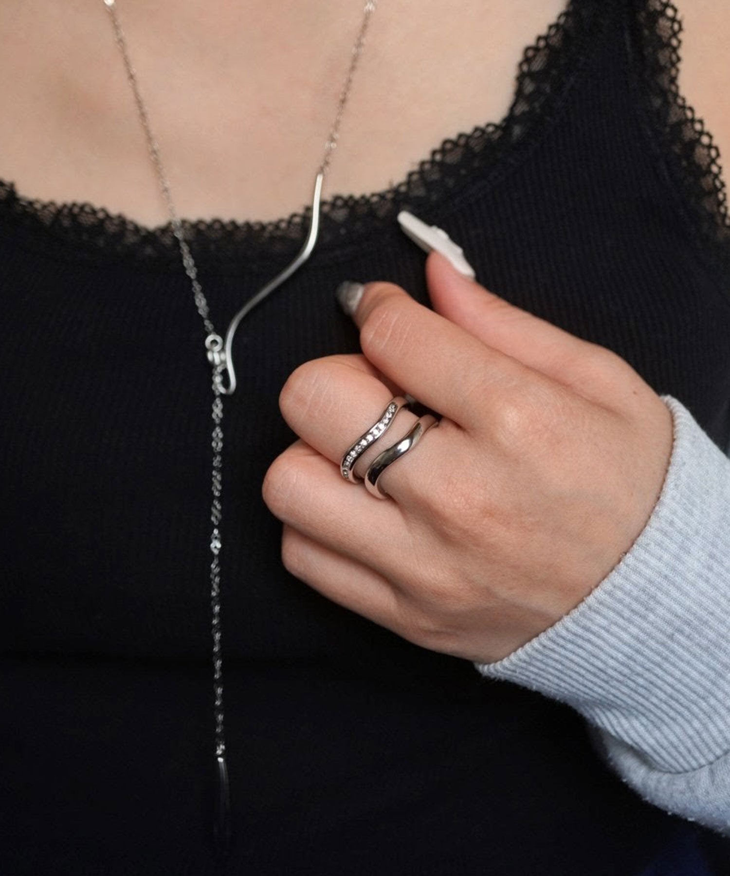 ストーンウェーブダブルラインステンレスリング【MUK lucenzio】