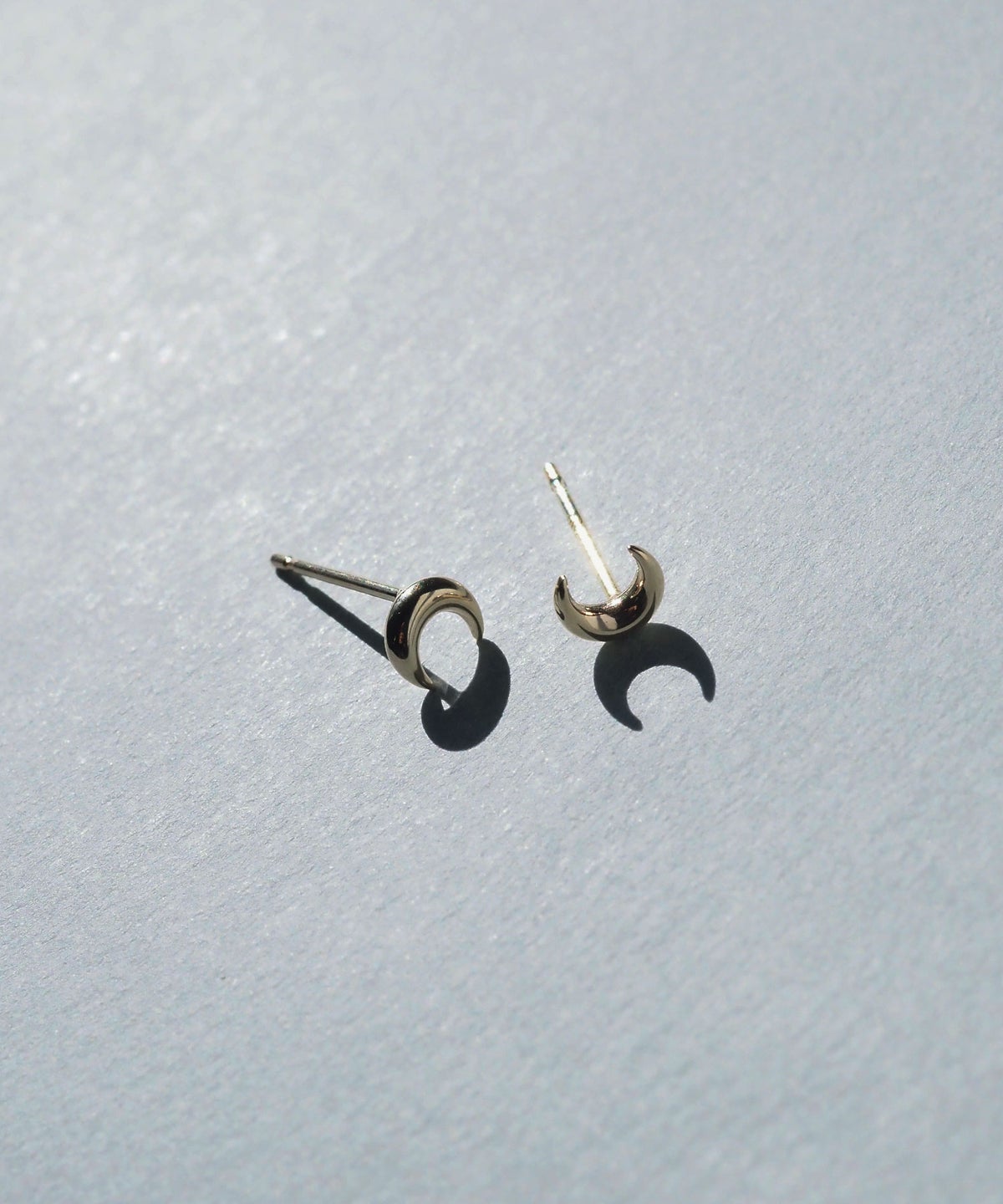 【web限定】[K10]クレセントフェリスピアス