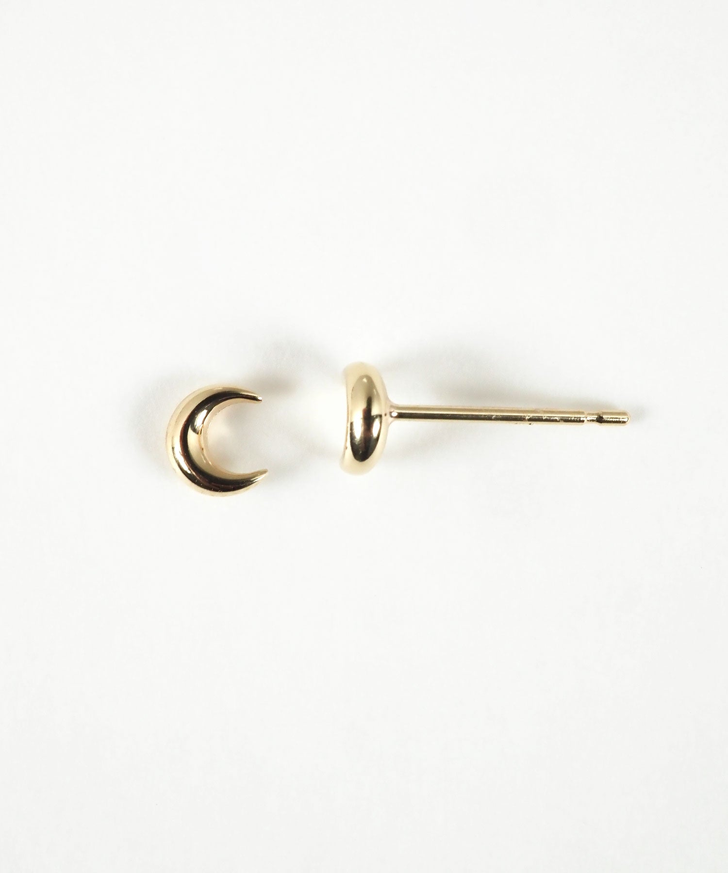 【web限定】[K10]クレセントフェリスピアス