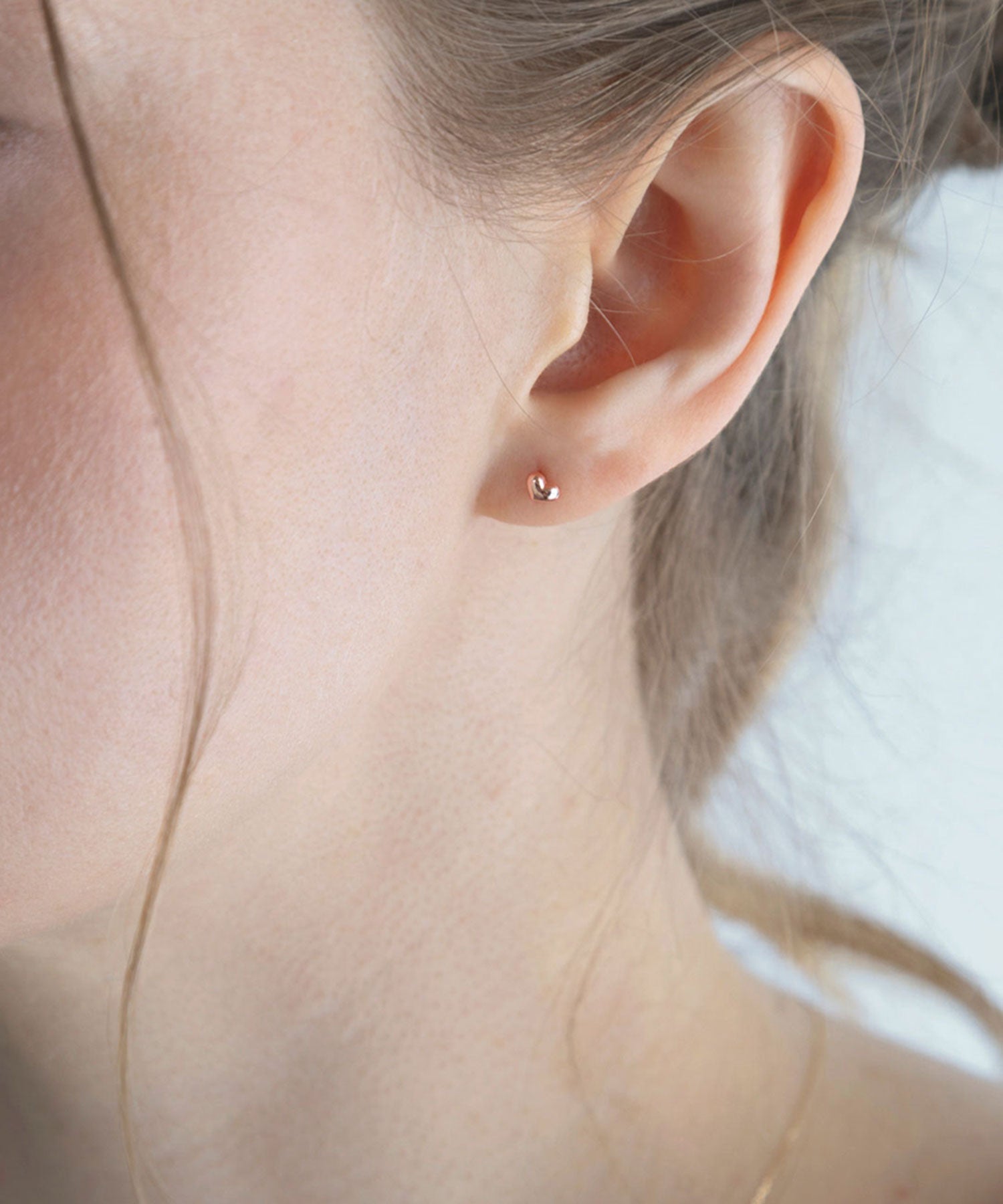 【web限定】[K10]コンテュアハートピアス