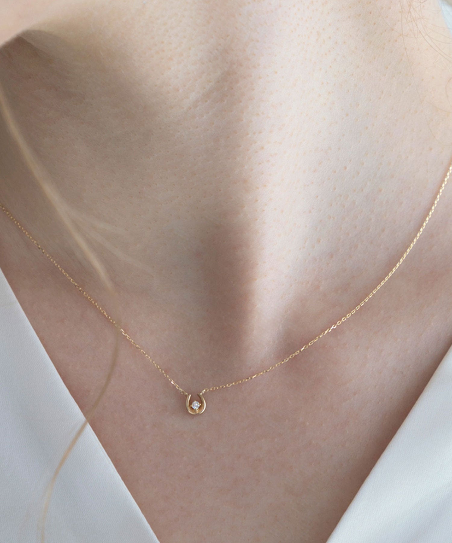 【web限定】[K10]プレシャスホースシューダイヤモンドプチペンダント