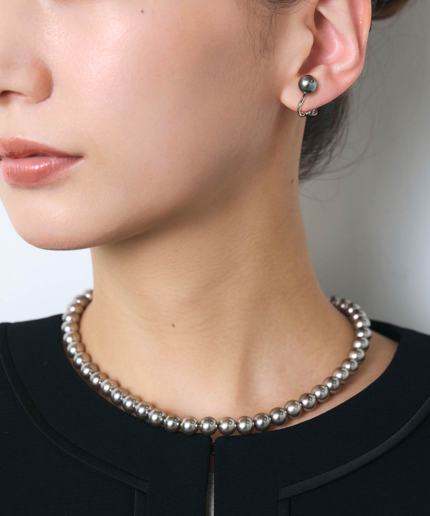 グレーガラスパールネックレス＆イヤリングセット