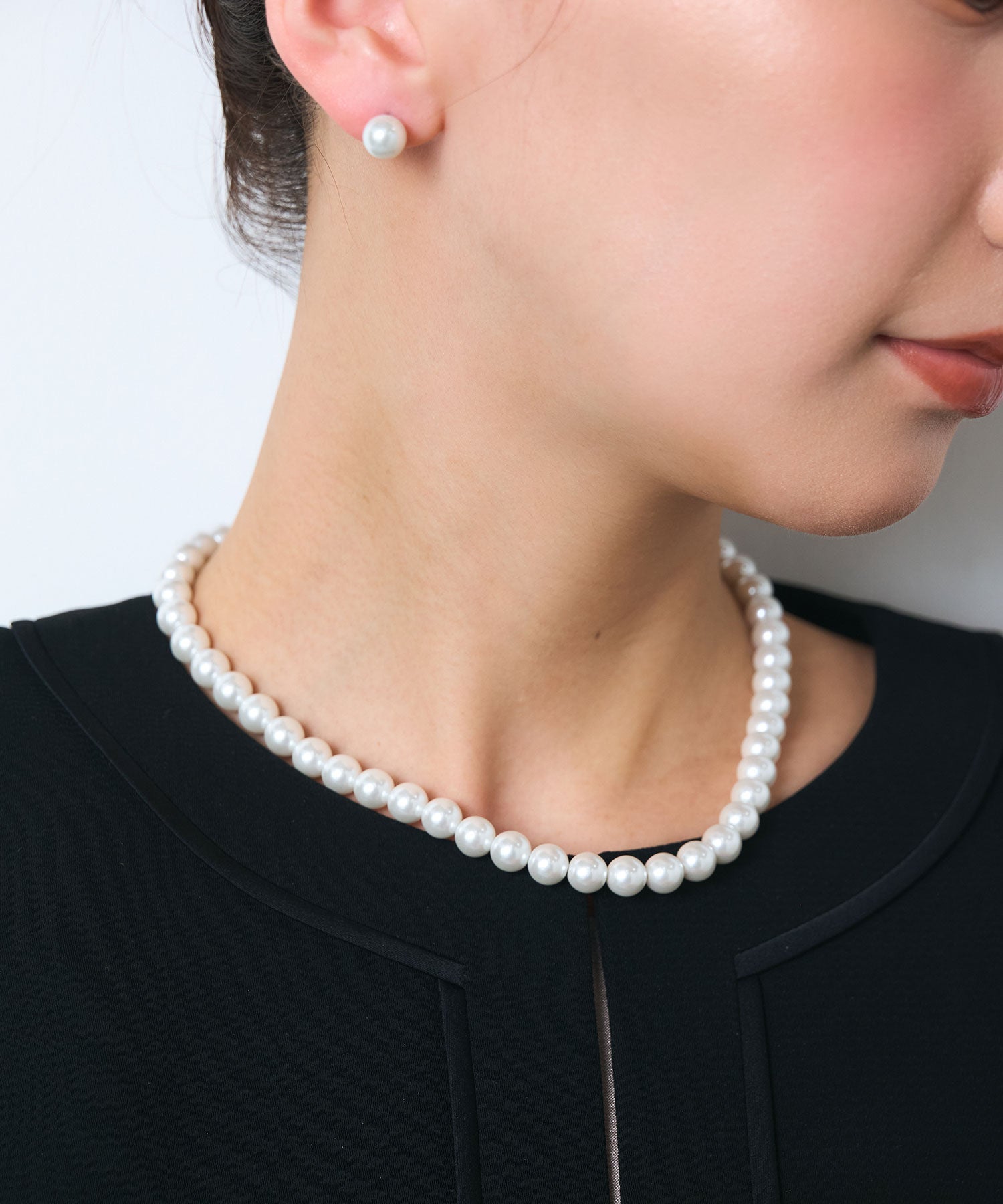 ホワイトガラスパールネックレス＆ピアスセット