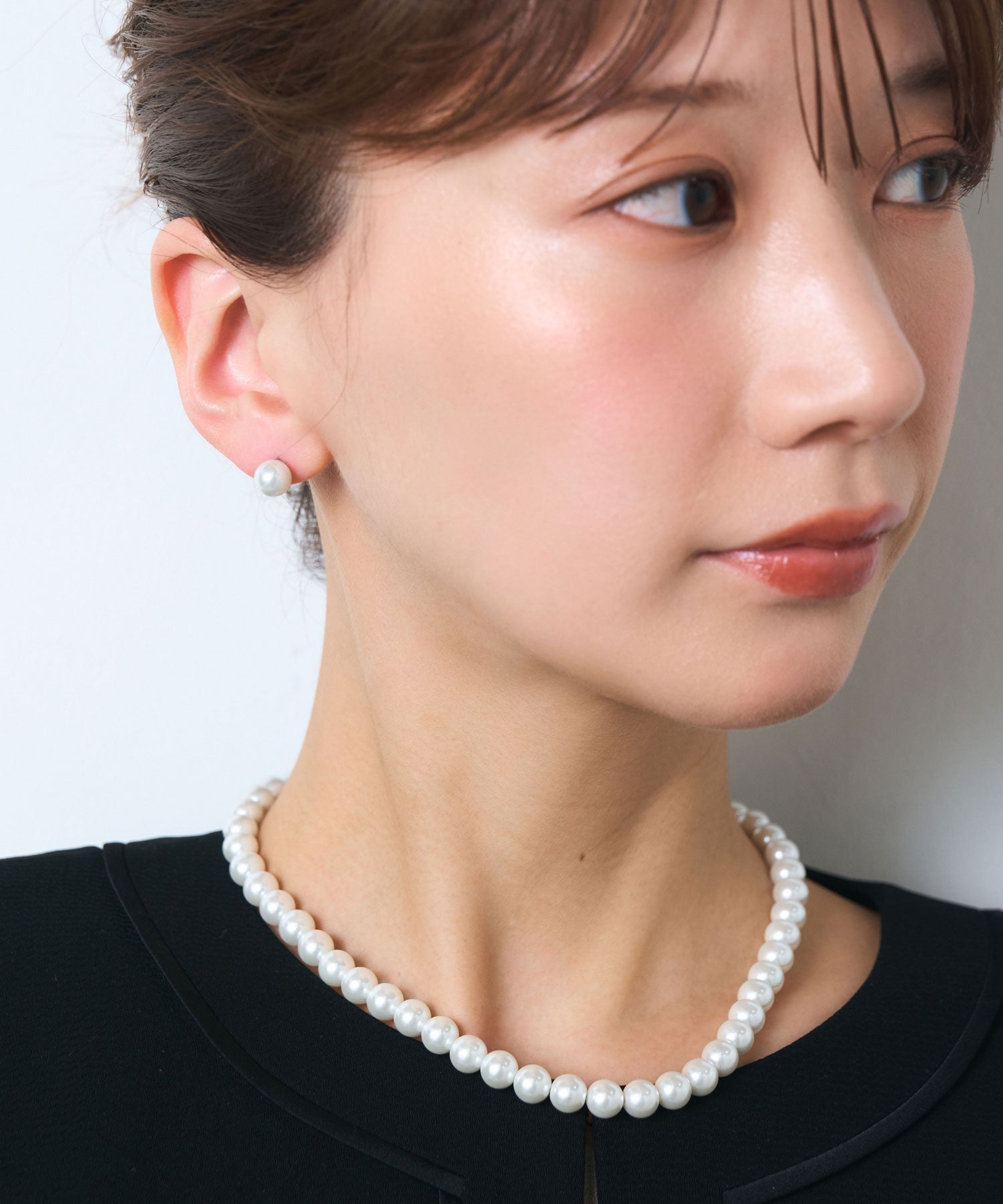 ホワイトガラスパールネックレス＆ピアスセット