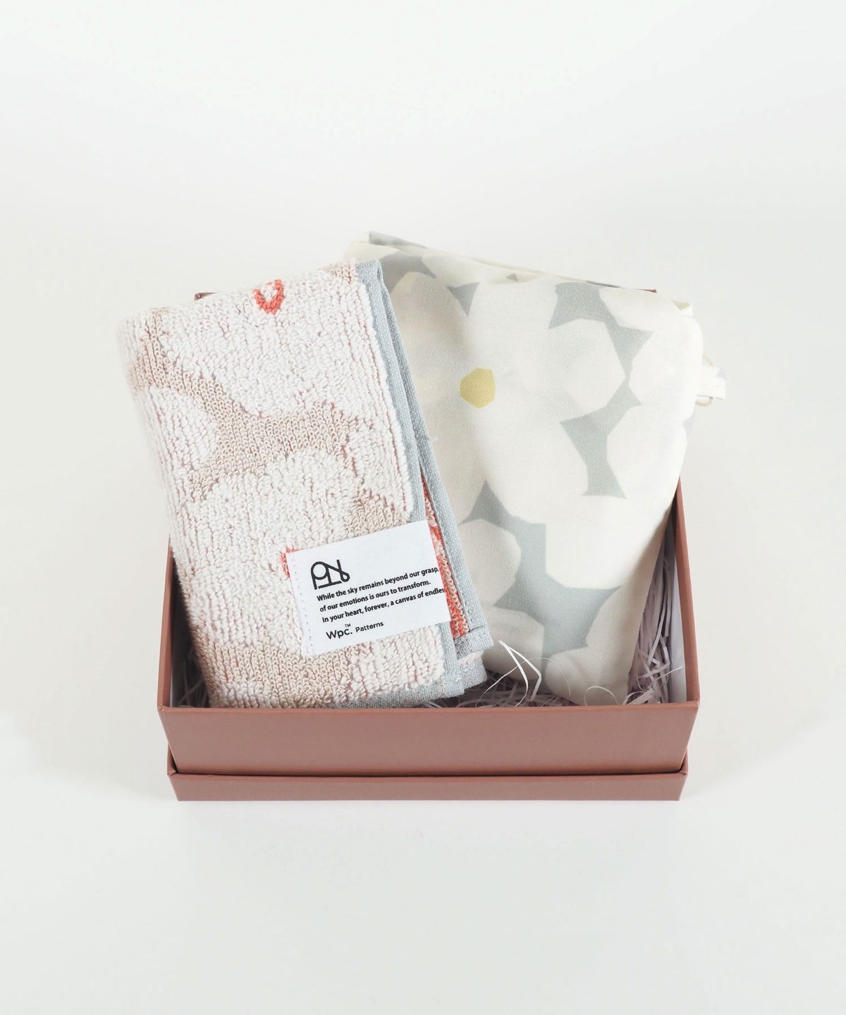 フラワーパターンハンカチ＆トートバッグギフトセット