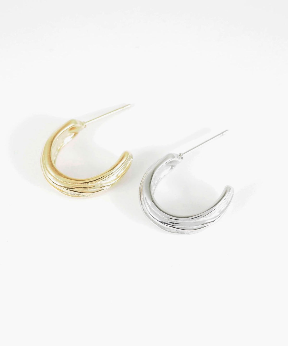 リブフープステンレスポストピアス【MUK lucenzio】