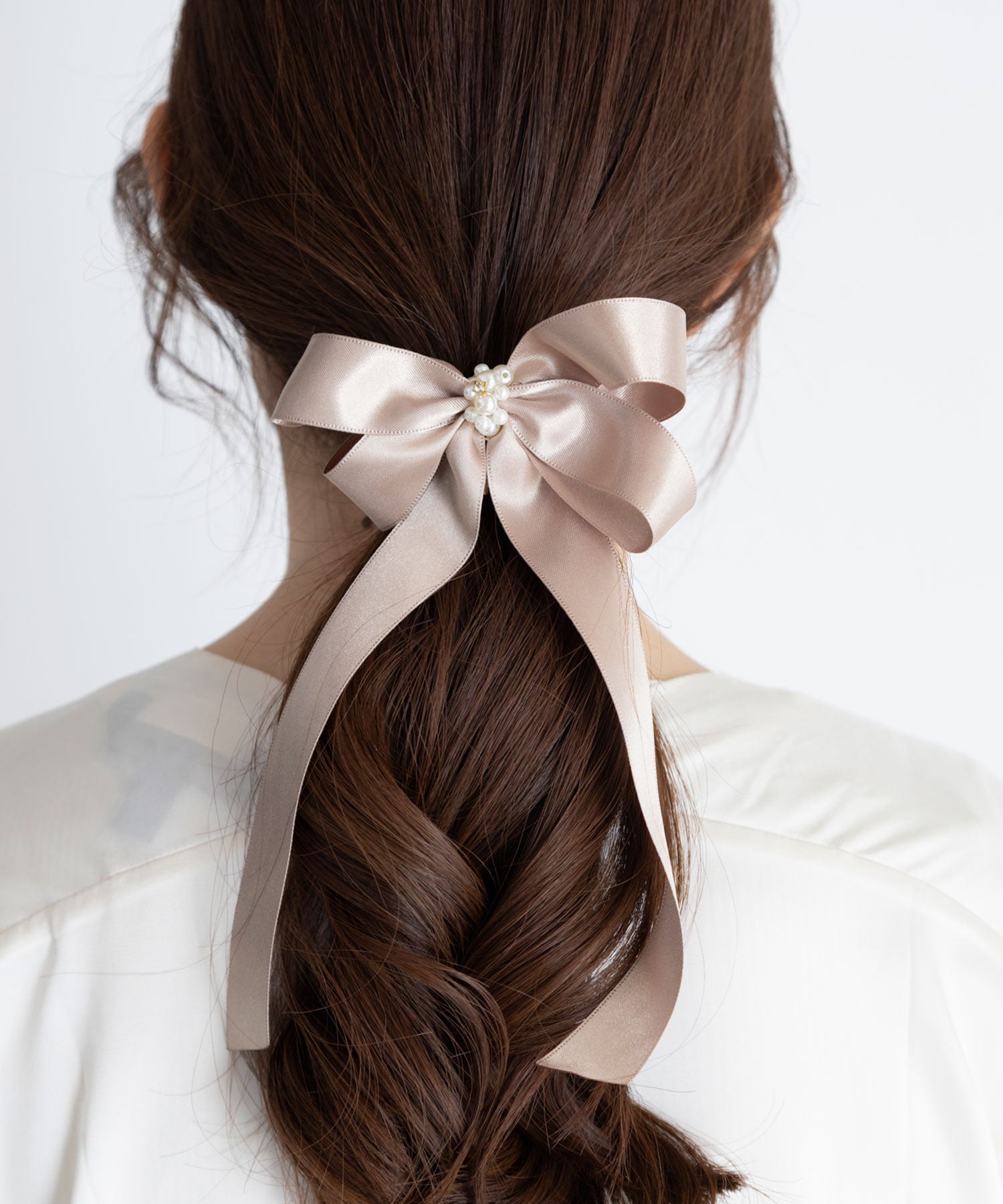 パールサテンロングリボンポニーフック