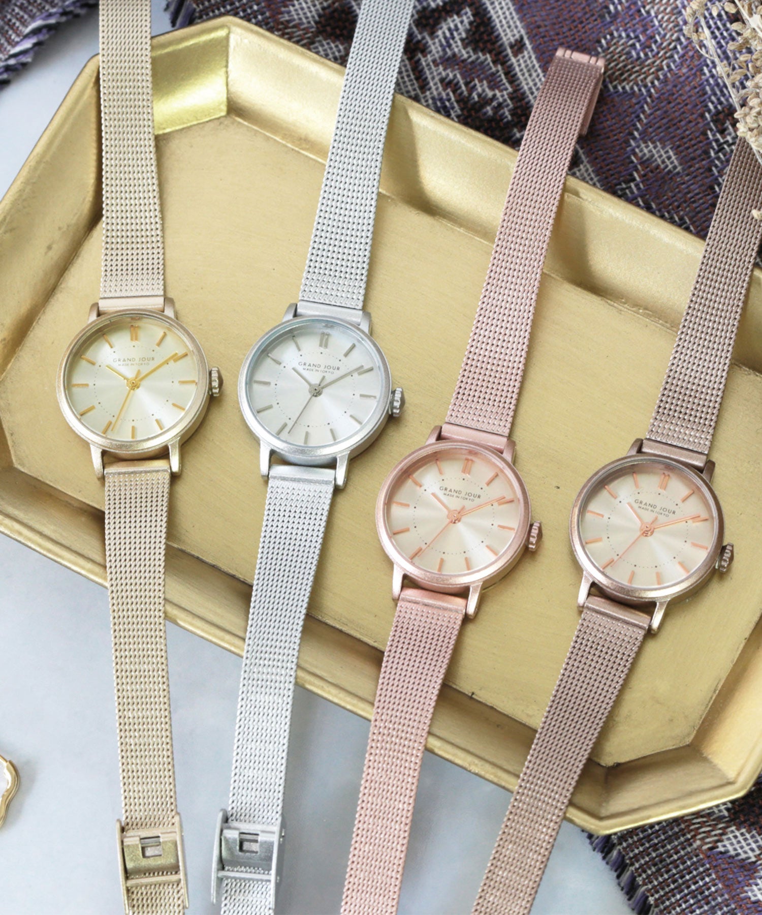 【金属アレルギー対応】 GRAND JOUR メッシュベルトラウンドウォッチ BOX付