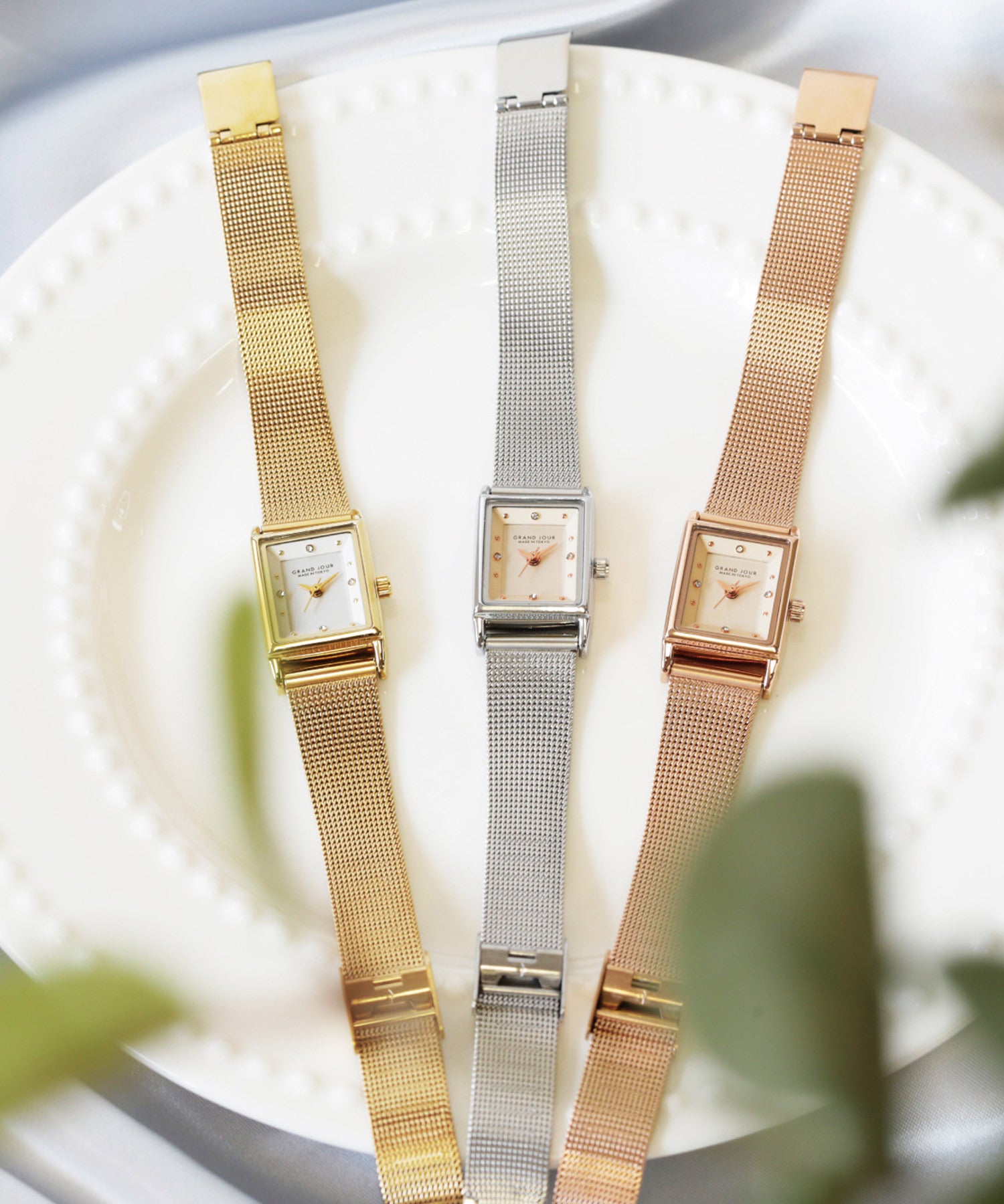【金属アレルギー対応】 GRAND JOUR メッシュベルトヴォクシーウォッチ BOX付