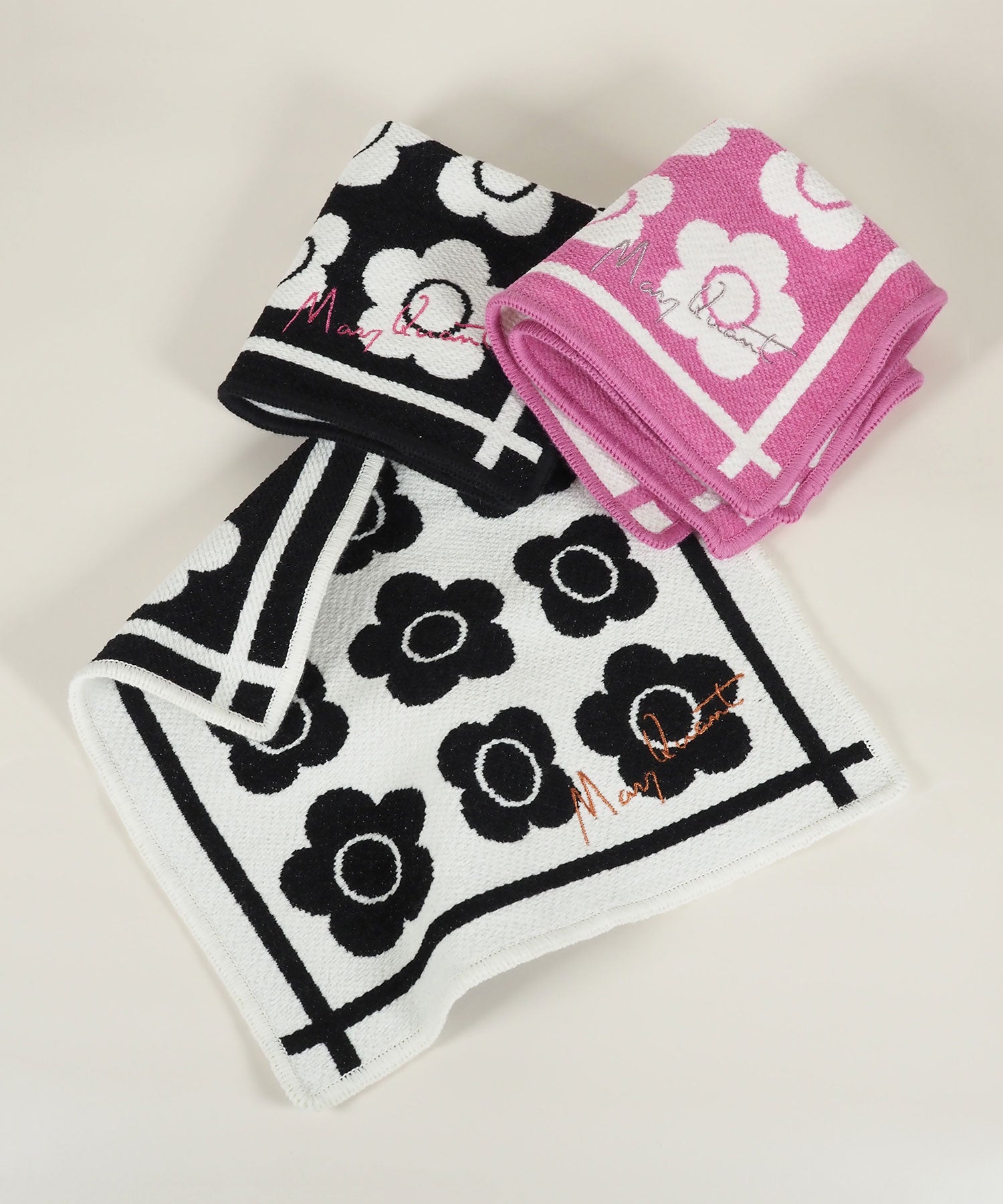 マリークワント モール糸タオルハンカチ