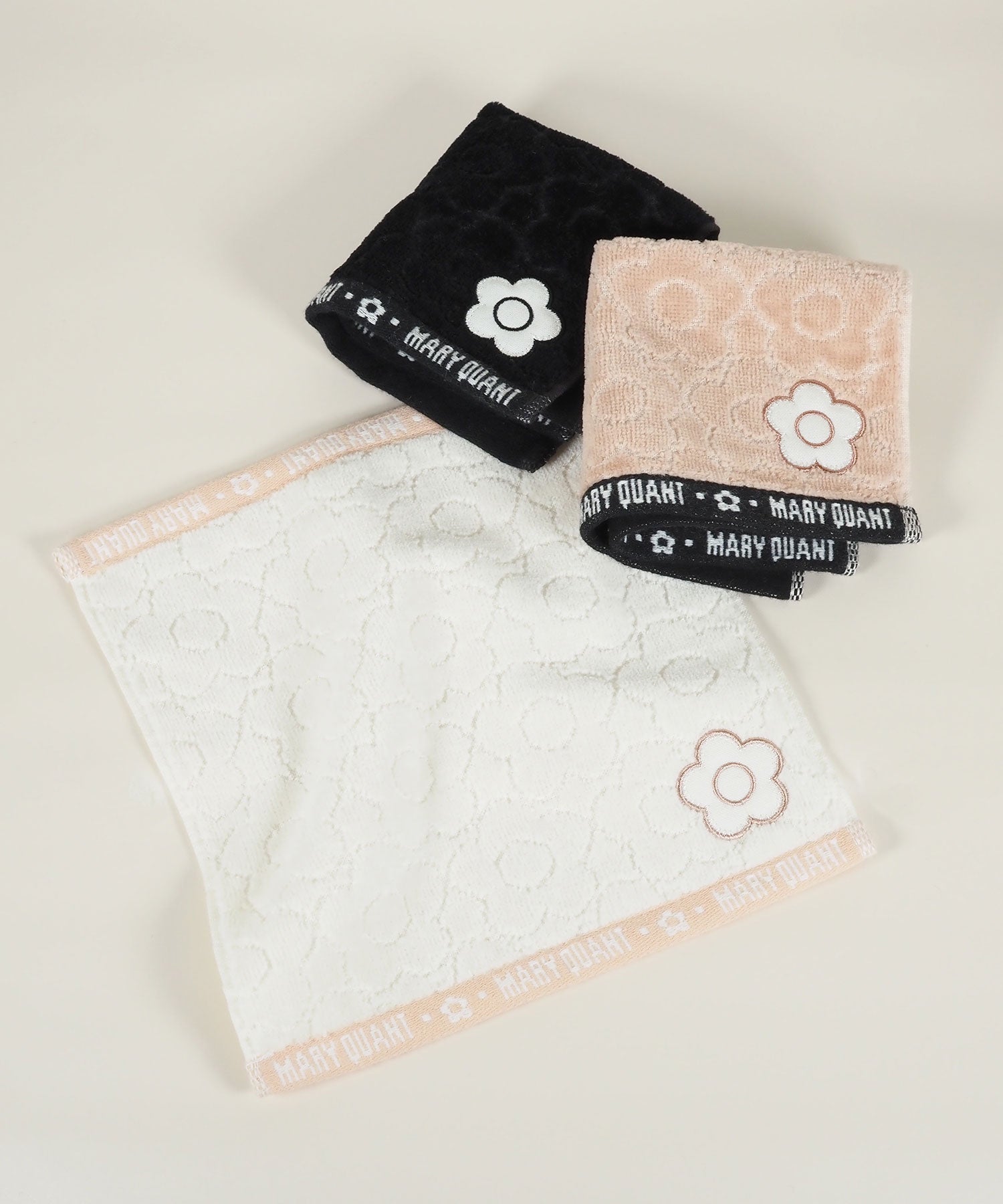 マリークワント ベーシックカラーミニタオルハンカチ