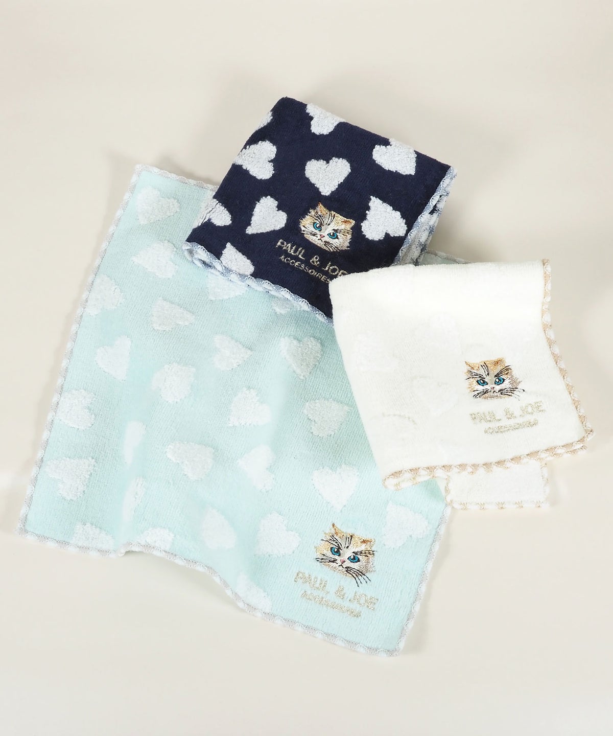 ポール＆ジョージプシー刺繍ハートタオルハンカチ