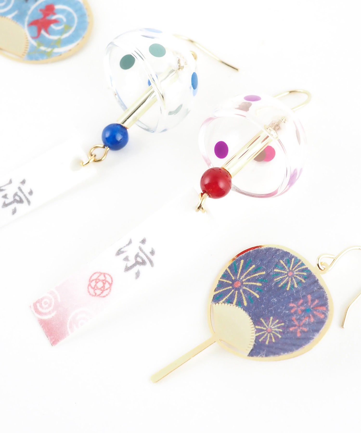 和モダン風鈴＆うちわアシンメトリーフックピアス【雅 -MIYABI