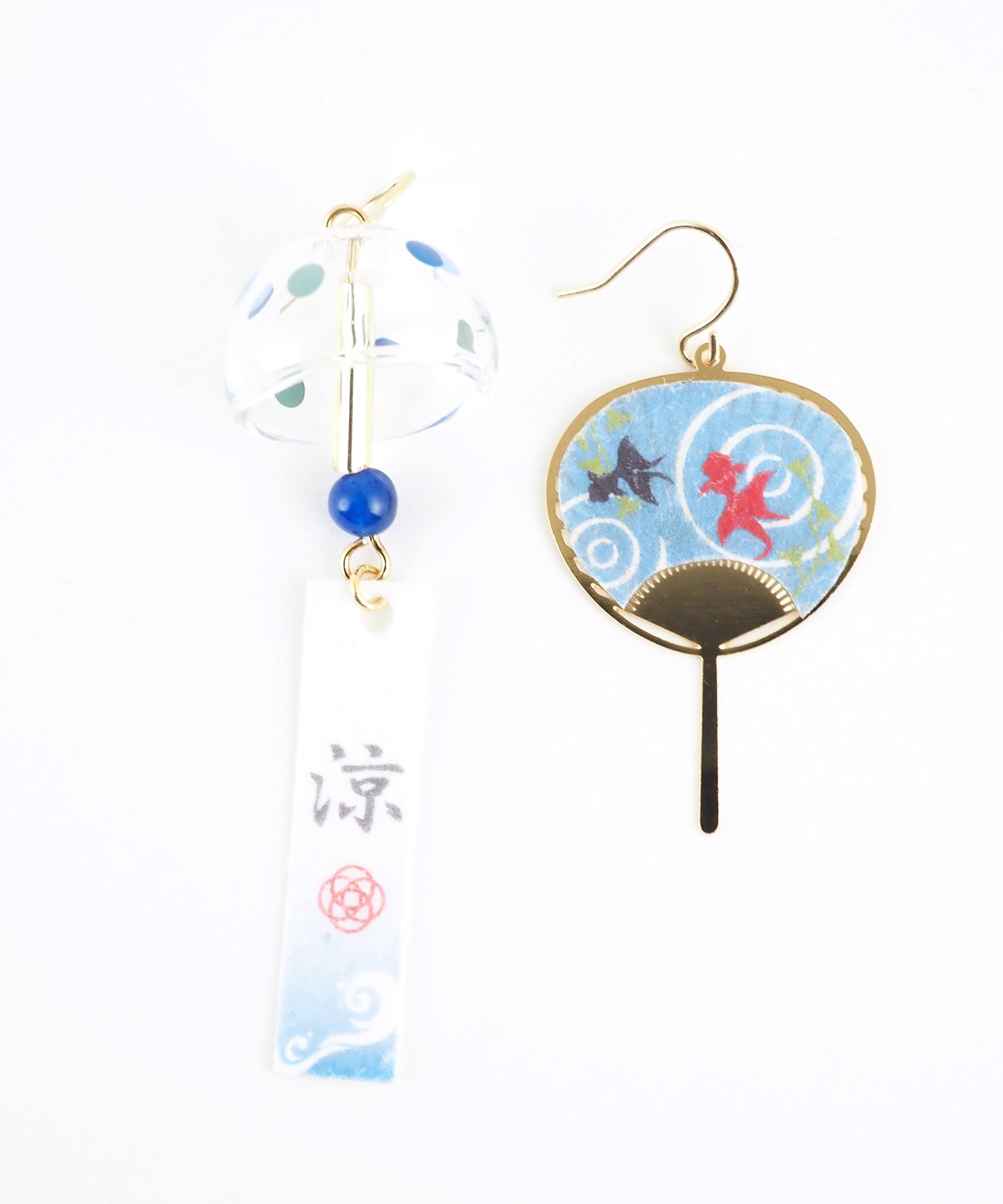 和モダン風鈴＆うちわアシンメトリーフックピアス【雅 -MIYABI