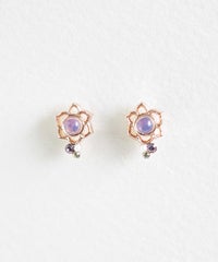ナチュラルストーンフラワーチタンポストピアス【MUK Dreamy stone】
