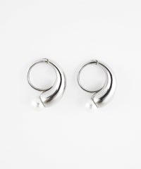 シームロックシェルパールピアス