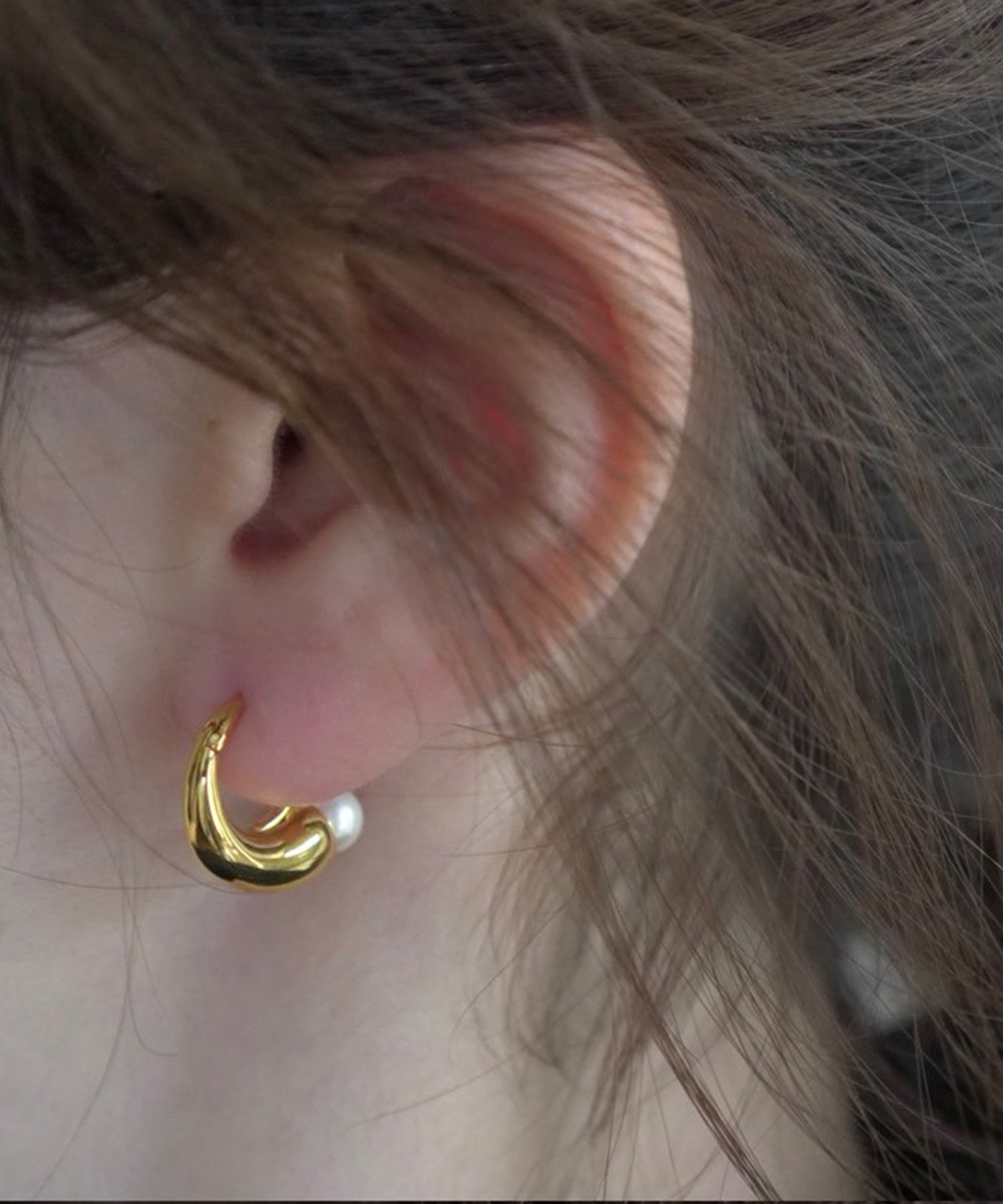 シームロックシェルパールピアス