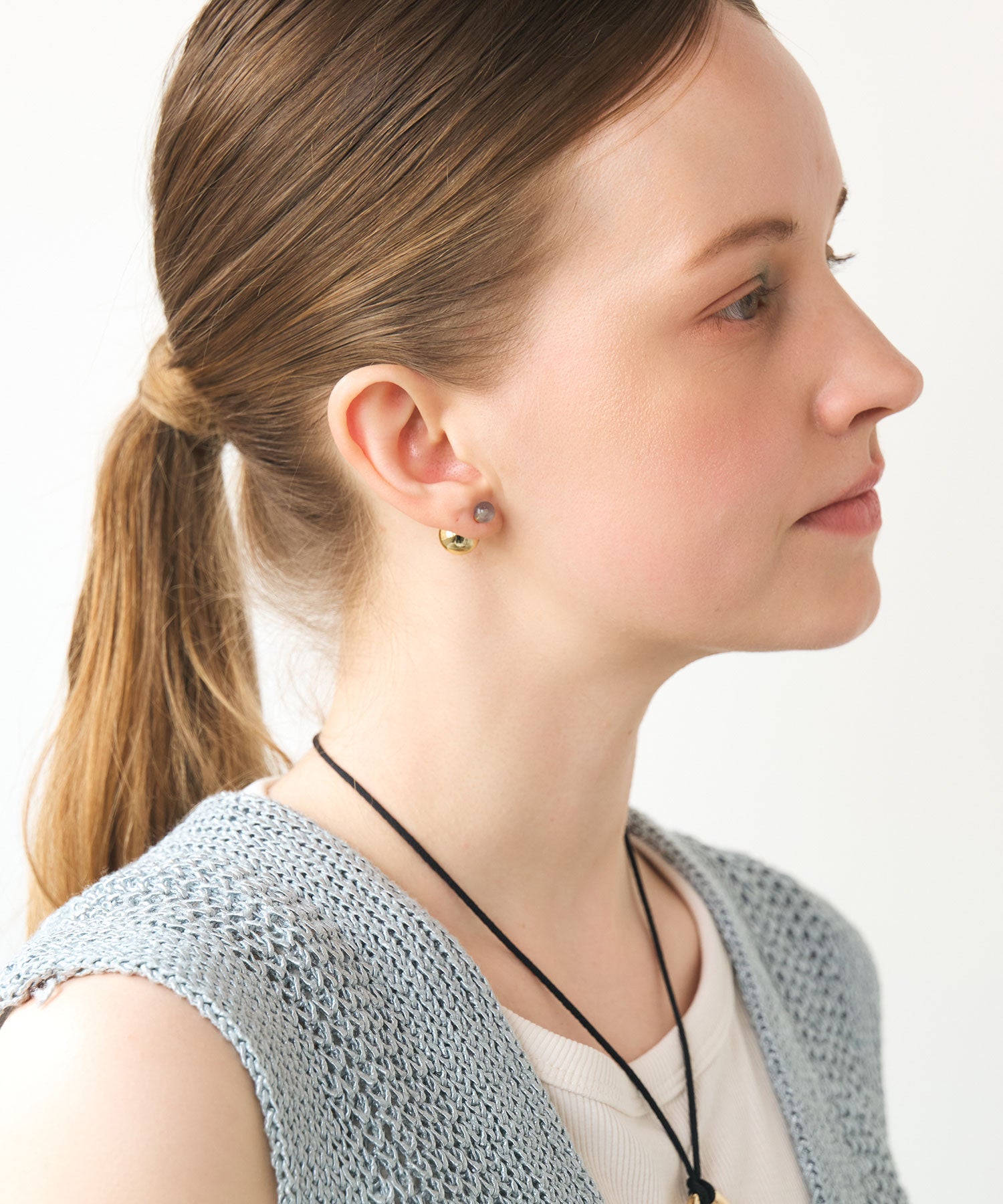 ストーンボールキャッチチタンポストピアス【MUK blossom stone】