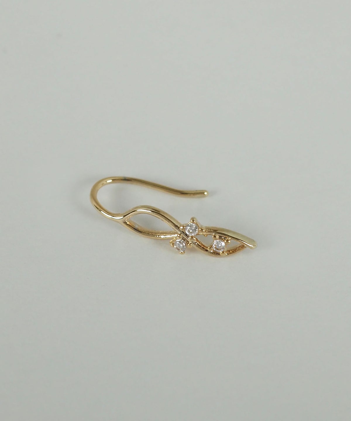 エターナルトリオフックピアス
