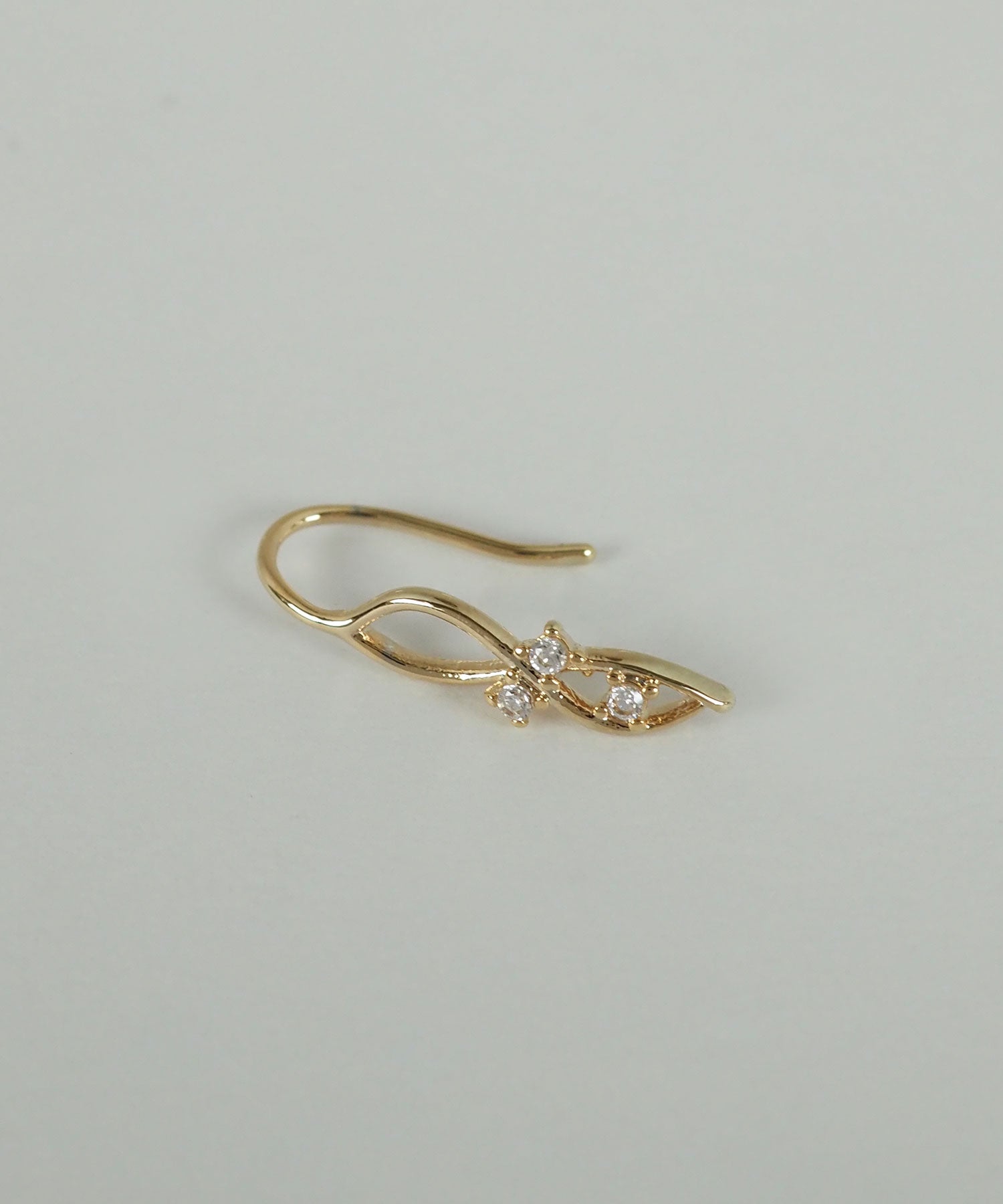 エターナルトリオフックピアス