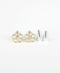 フラワーパールピュアチタンポストセットピアス