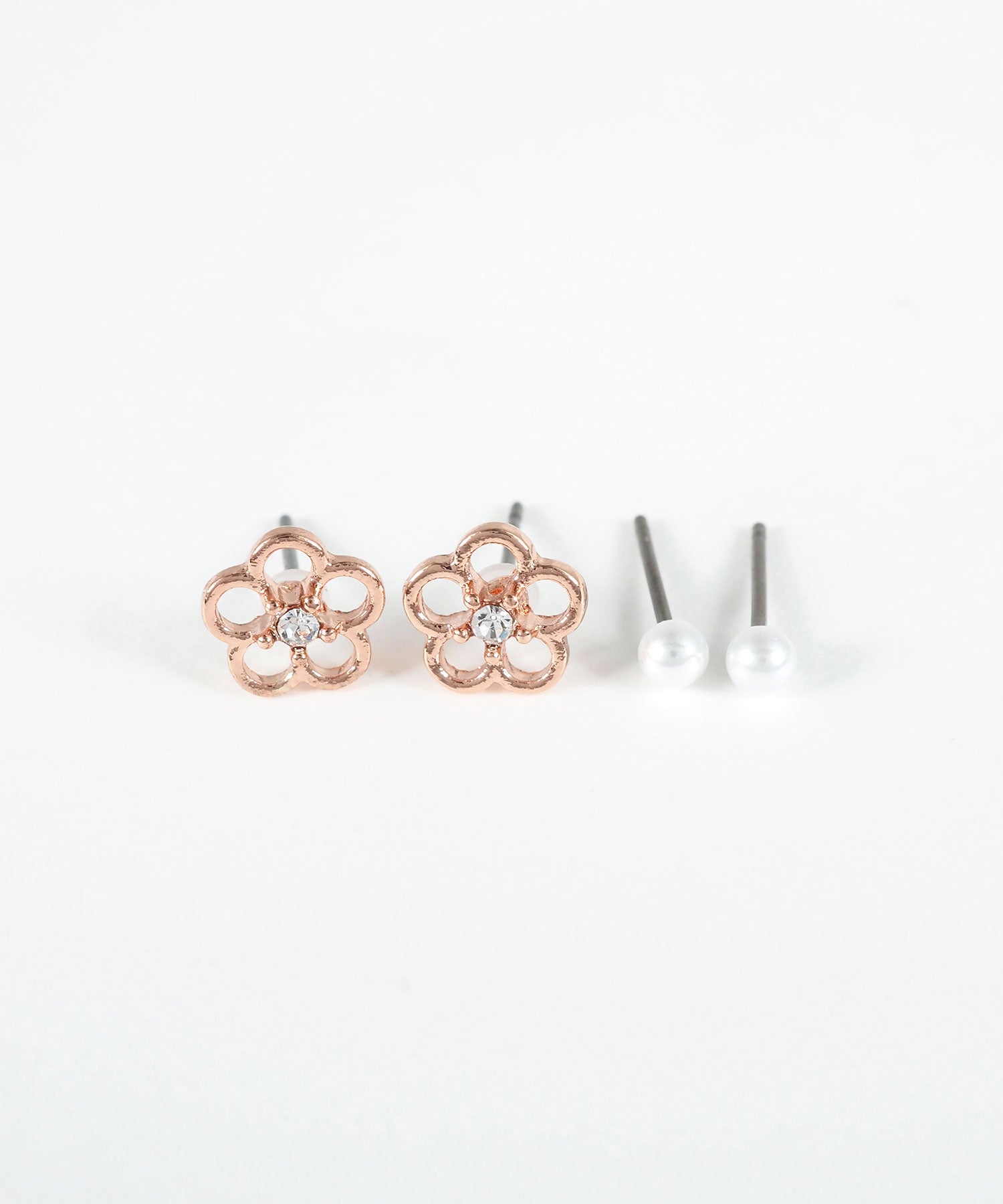 フラワーパールピュアチタンポストセットピアス