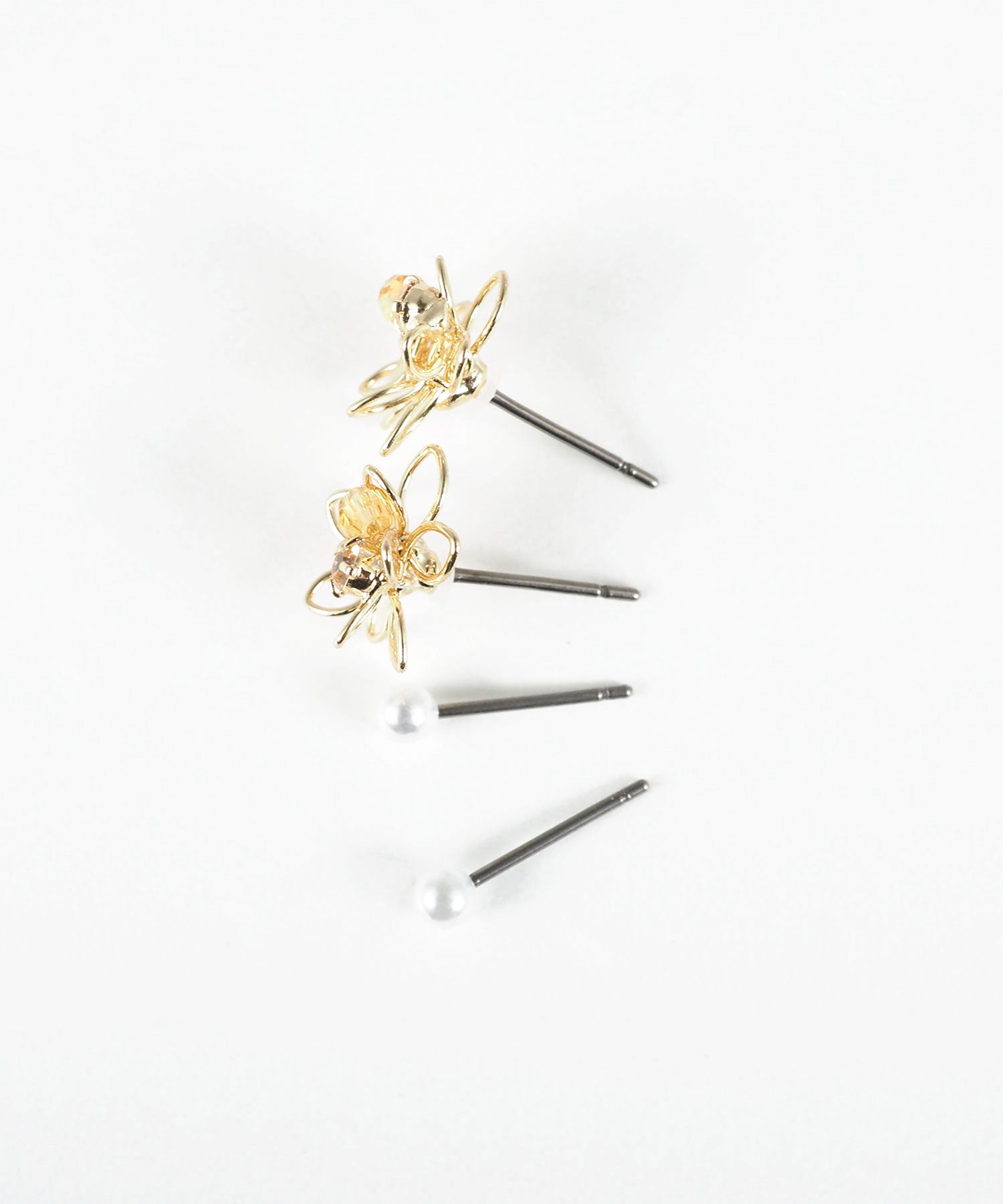ワイヤーフラワーパールピュアチタンポストセットピアス