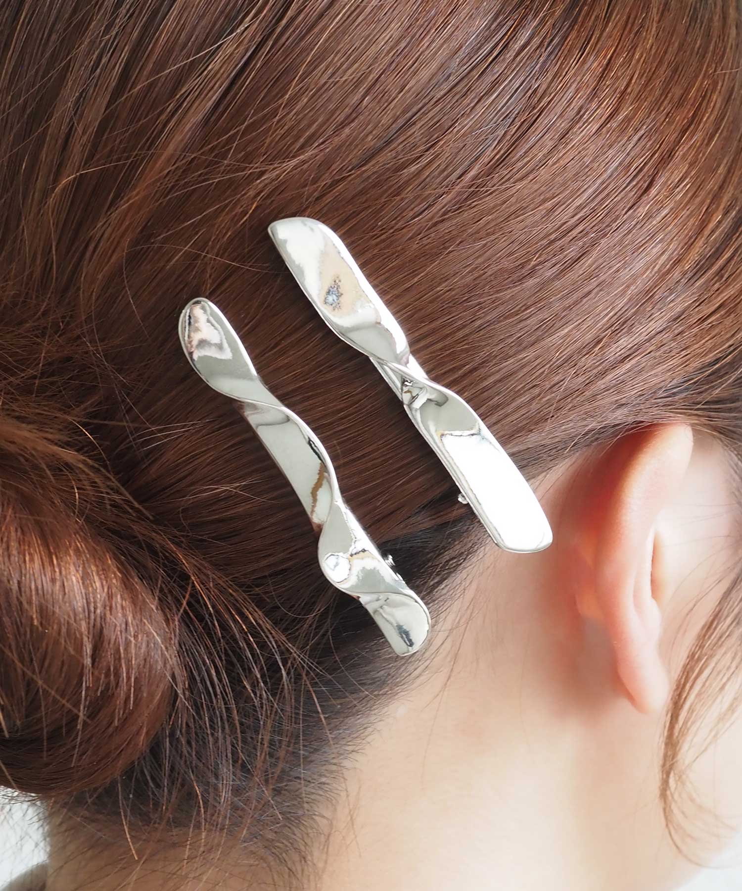 ツイストメタルヘアクリップ2Pセット | 【公式】MUK ONLINE SHOP｜人気
