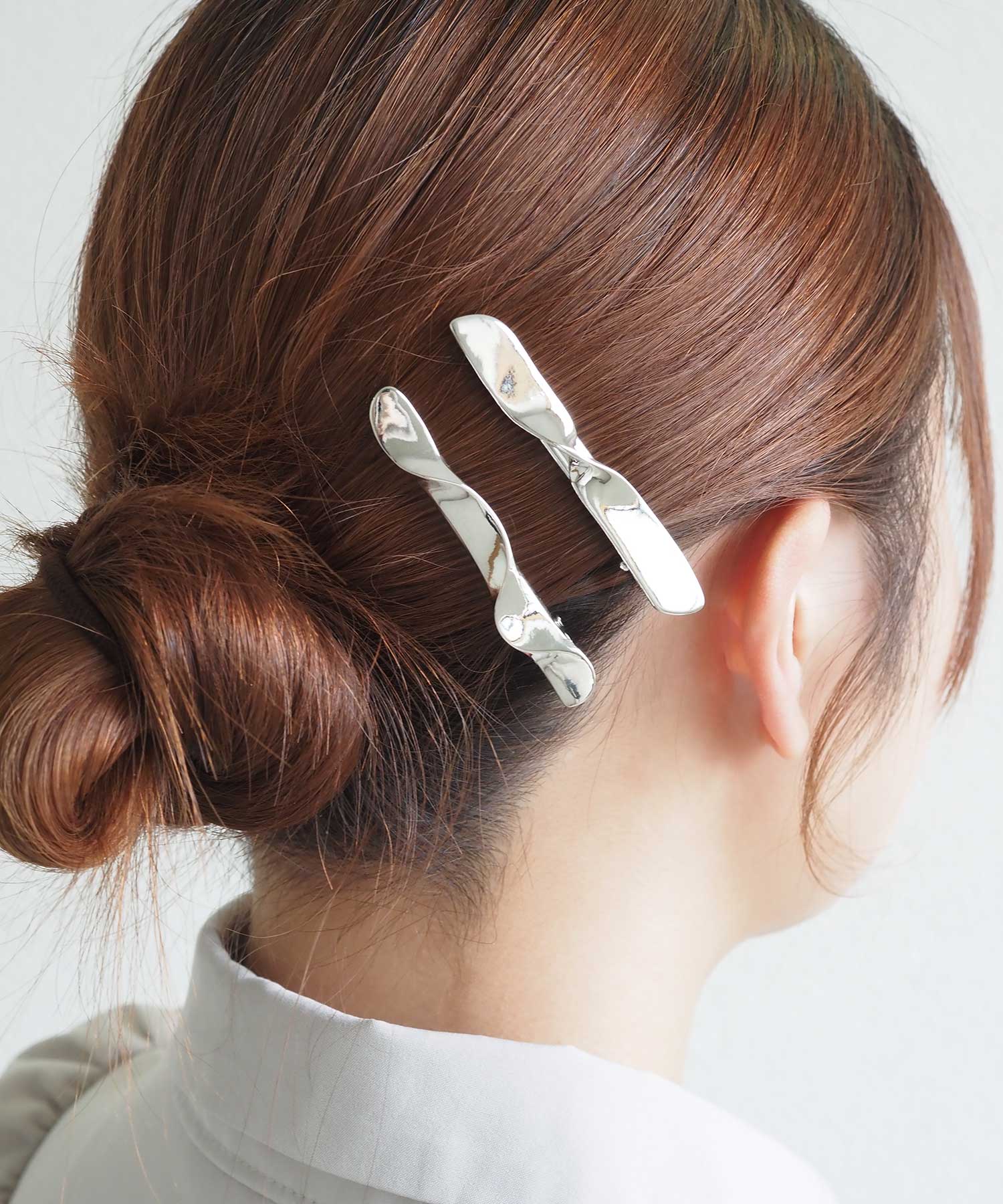 ツイストメタルヘアクリップ2Pセット | 【公式】MUK ONLINE SHOP｜人気
