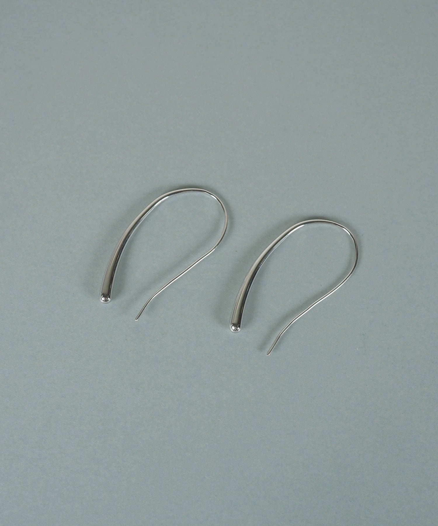ドロップカーブステンレスフックピアス【JUNO PREMIUM】 | 【公式】MUK