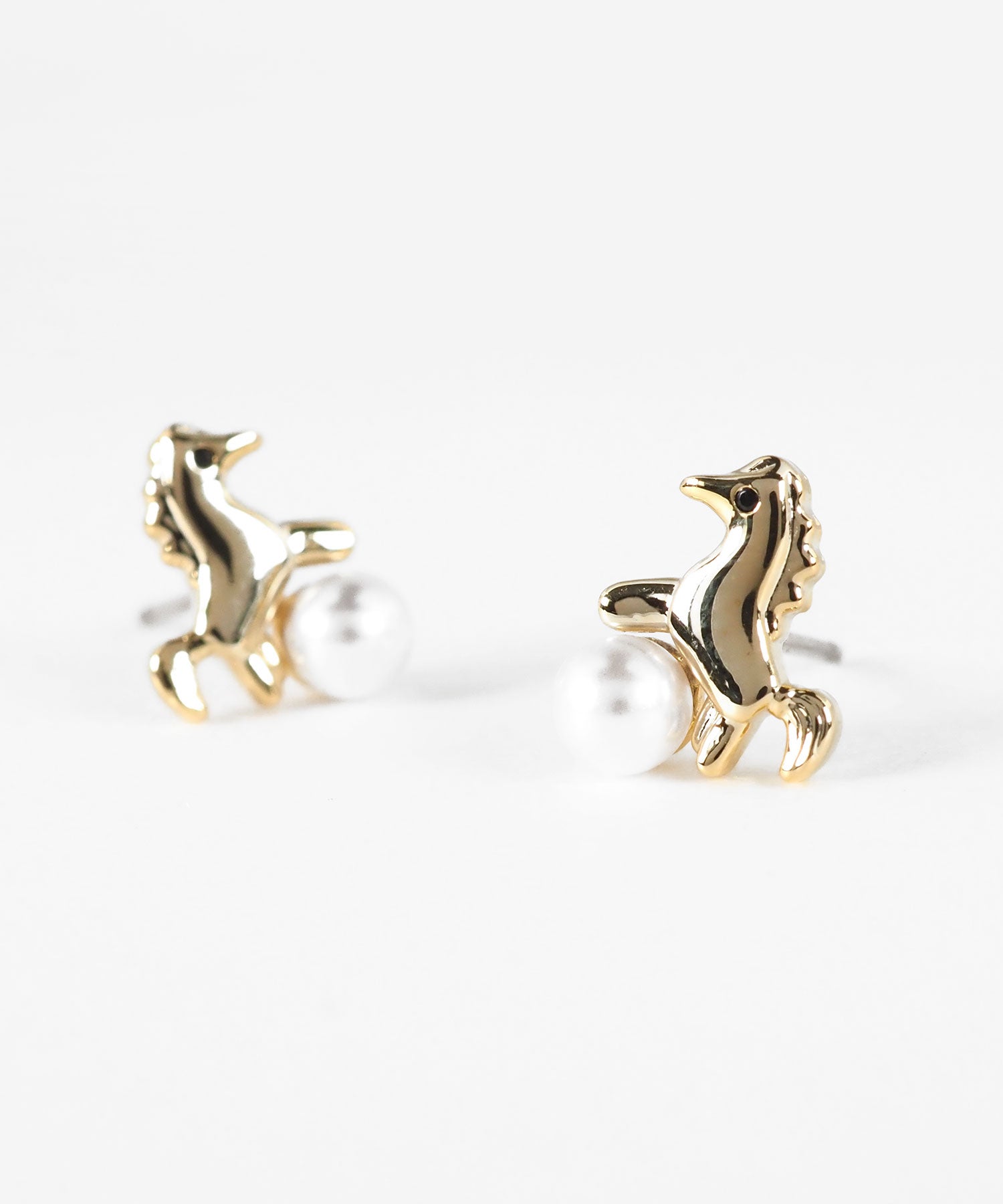 リトルホースパールチタンポストピアス