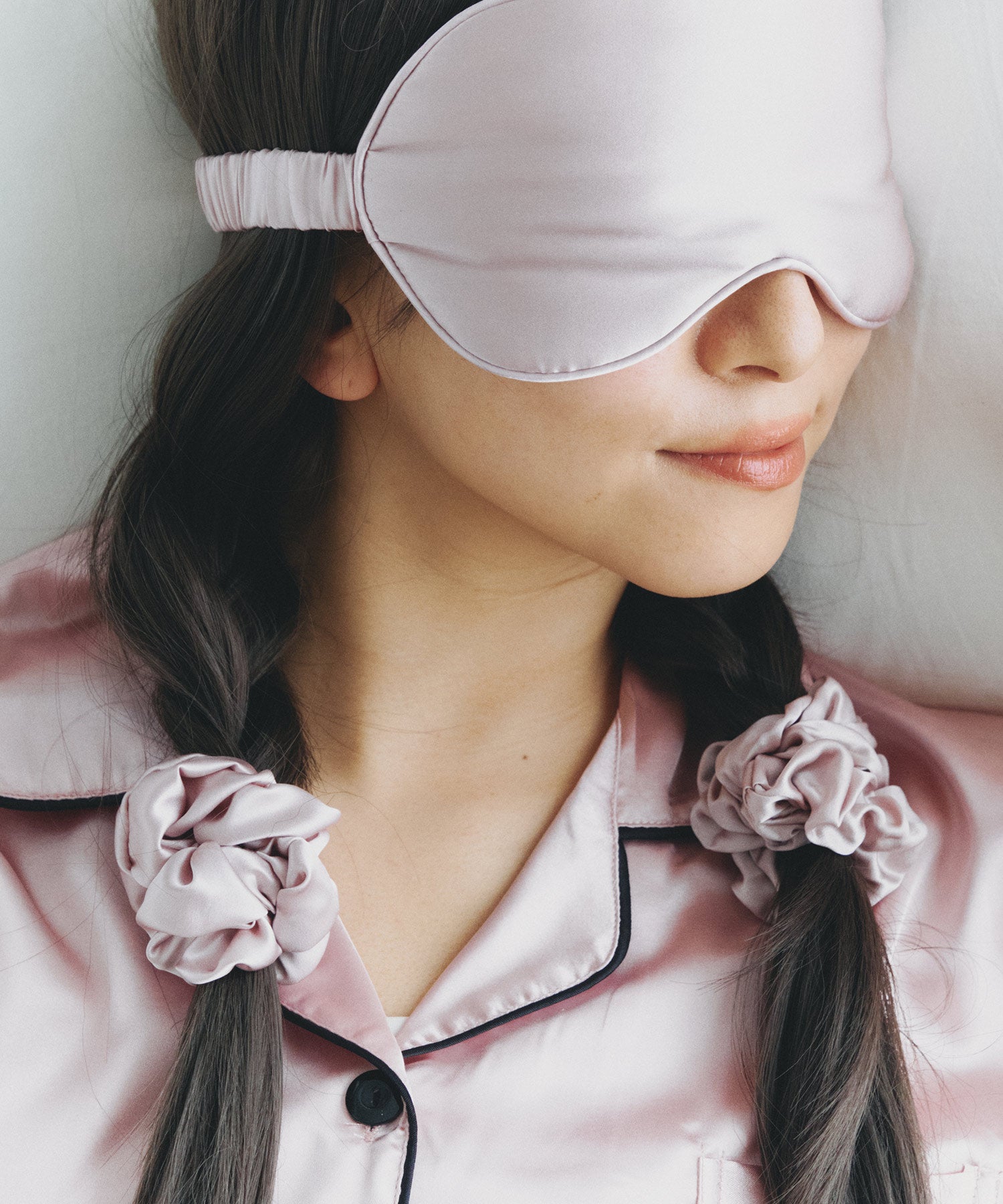 【美品/紗栄子愛用シリーズ】miu miu シルク シュシュ シルクシュシュ | 【公式】MUK ONLINE SHOP｜人気アクセサリー