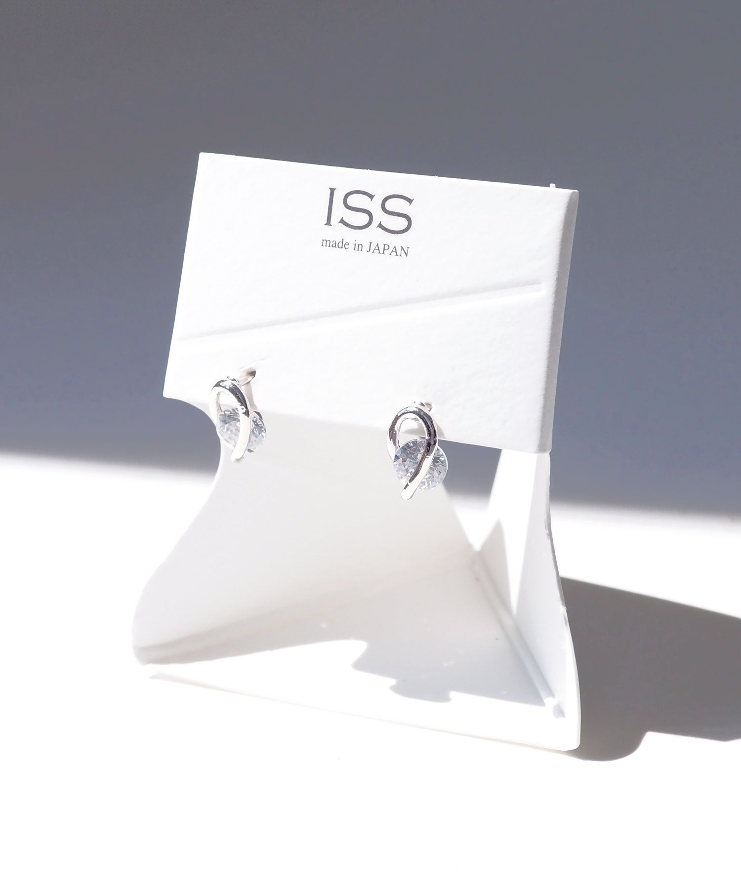 ヘブンピュアチタンポストピアス【ISS】 | 【公式】MUK ONLINE SHOP