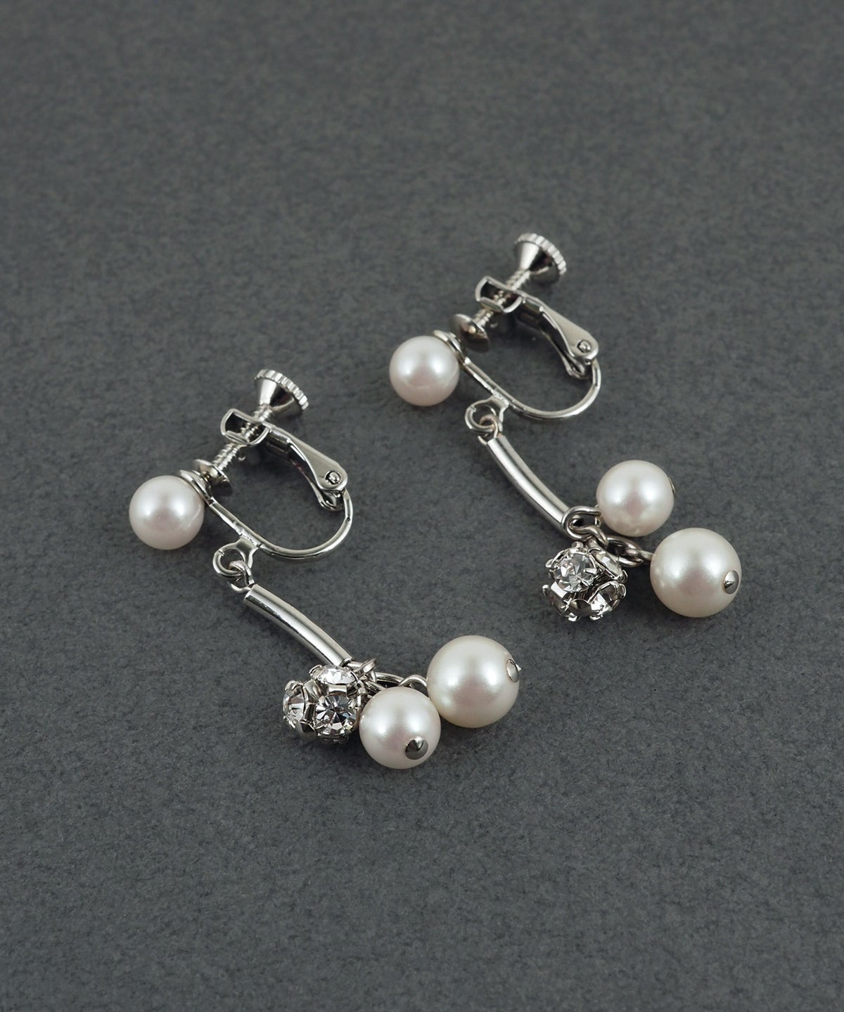 カーブバーパールイヤリング【MUK voyalibre】